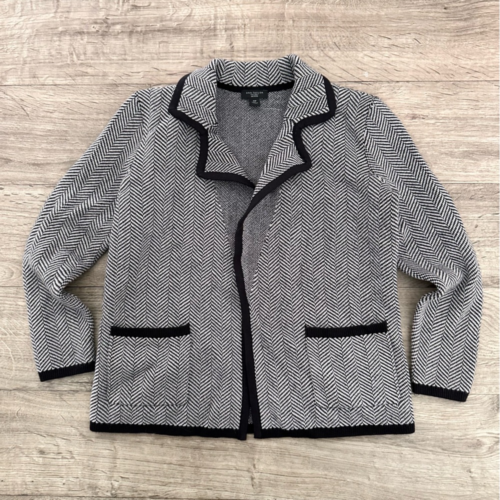 Ann Taylor Black and White Herringbone Cardigan